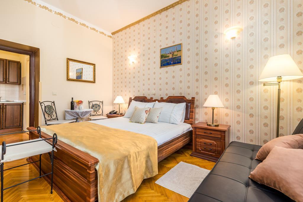 Villas Arbia - Margita Beach Hotel Banjol Ngoại thất bức ảnh